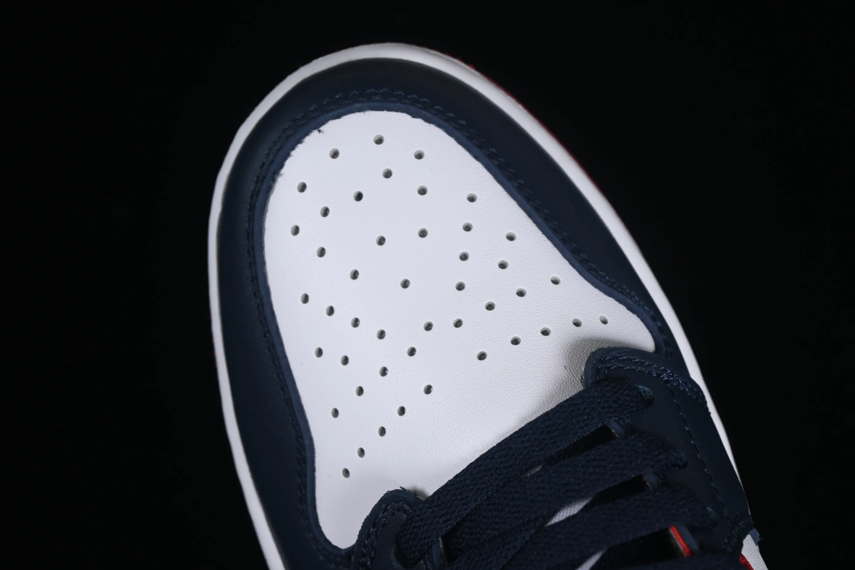 All categories Air Jordan Jordan series basketball shoes Air Jordan 1 Low G version pure original Air Jordan 1 Low Golf AJ1 Joe 1 new golf version black and white toe DD9315-113